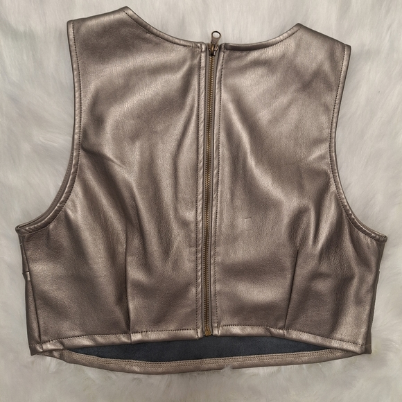 Kirious gold/bronze tone faux leather crop top- NWT - Picture 2 of 2